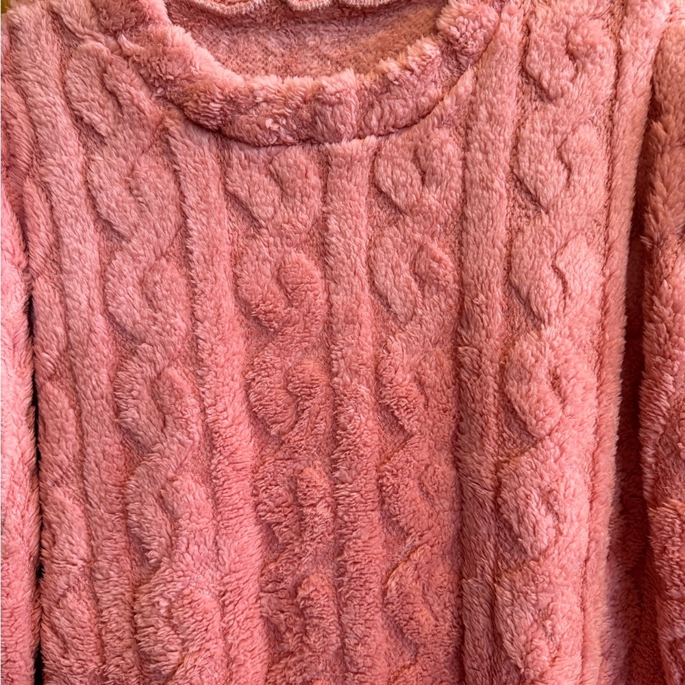 Cozy Pink Robe - Picture 2 of 6